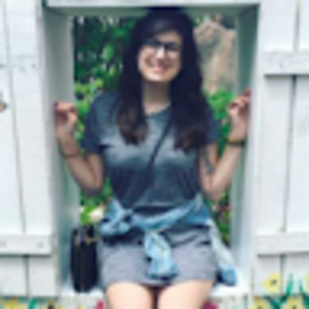 Meet your Posher, Gina